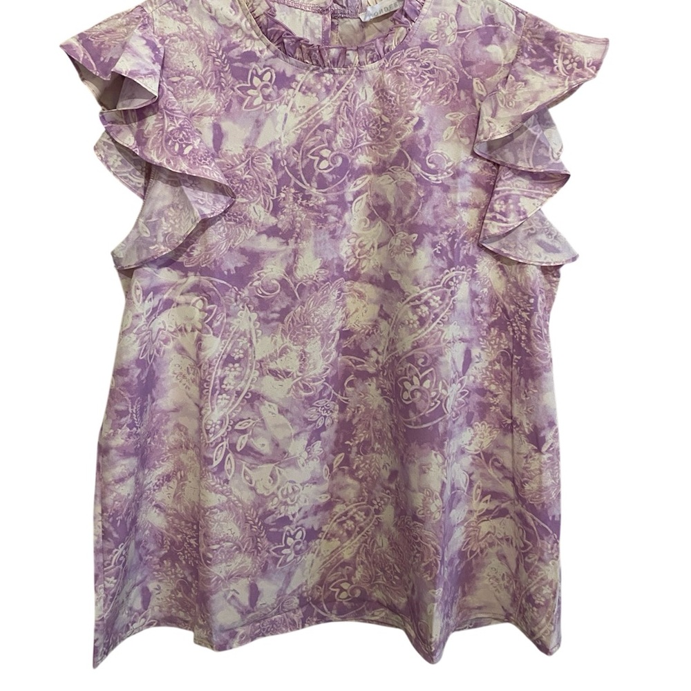 NWOT Emily Wonder Floral Blouse.